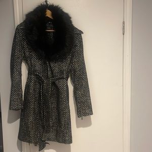 Guess Long Coat with Faux Fur Collar size Large